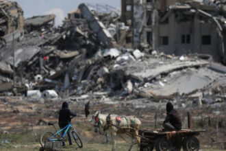 israelul ii avertizeaza pe palestinieni sa nu circule pe drumurile catre centrele de ajutor din fasia gaza sunt zone de lupta 6840147d775fc