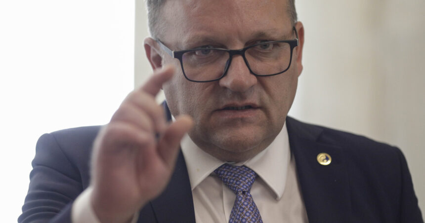 marius budai nu este o perioada usoara in care sa faci acum legea salarizarii sugestia fostului ministru al muncii pentru partide 685d8285ec750
