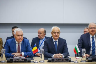 ministrul apararii intrevedere cu omologii din turcia si bulgaria inainte de summitul nato de la haga 6842a4bf90a3c