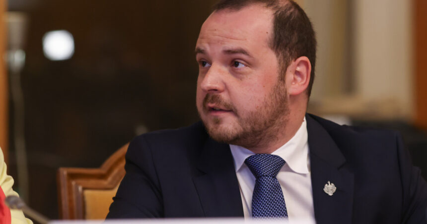 ministrul sanatatii alexandru rogobete sporurile ar trebui sa fie in suma fixa si nu procentual 685e9973cebd6
