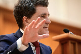 nicusor dan despre alesii racolati de psd de la partidele suveraniste e o dinamica parlamentara constitutionala 684177cc1161d