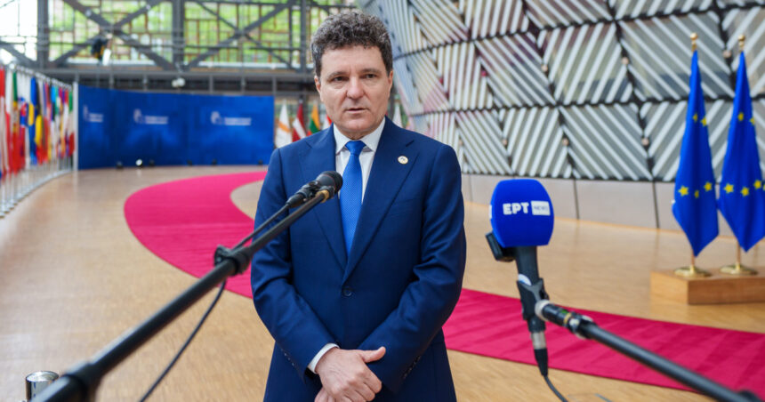 nicusor dan despre masurile de austeritate suntem presati de timp se vor lua niste masuri cumva grosiere ce spune de salariul sau 685e2d935e5b8