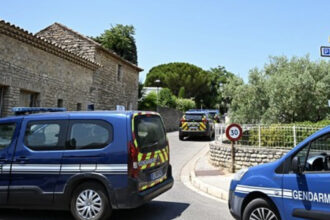 o mireasa in varsta de 27 de ani a fost impuscata mortal in noaptea nuntii de barbati mascati in franta 6858f3e80bcb6
