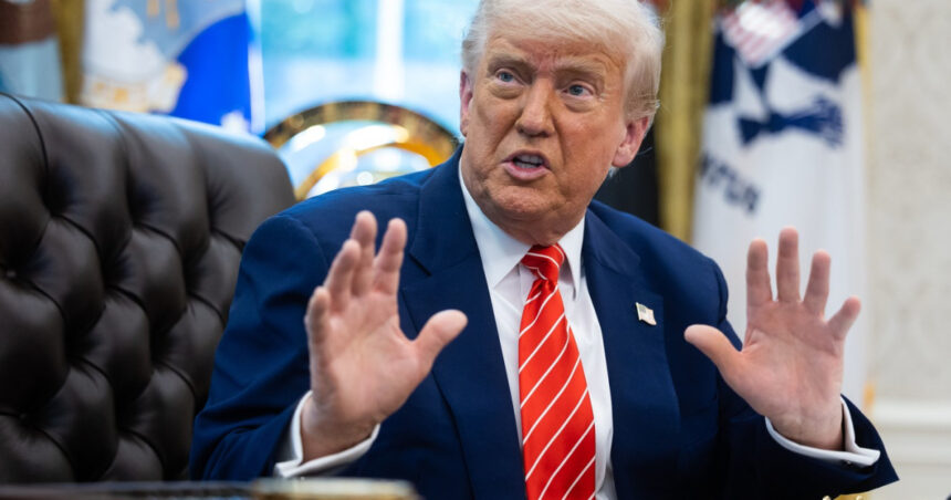 ocde si a revizuit previziunile in urma razboiului comercial declansat de trump comertul e afectat la fel consumul si investitiile 683eb99f9b19d