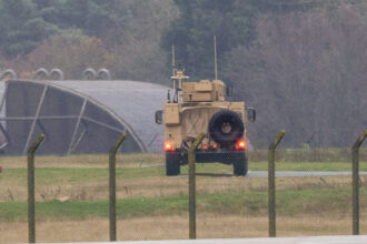 parlamentul danez este de acord ca sua sa si mentina bazele militare din danemarca in ciuda tensiunilor privind groenlanda 6849bd2bd15c8