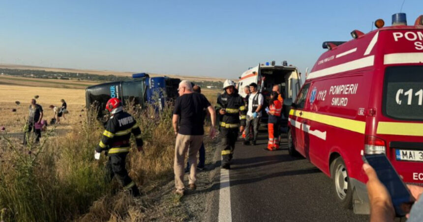 plan rosu de interventie in constanta activat dupa ce un autocar s a rasturnat in accident a fost implicat si un autoturism 685c28fd73ca7