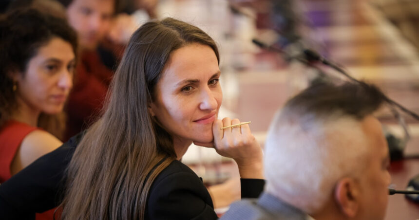 raluca turcan o apara pe oana toiu victima unor atacuri la adresa tinutei sale e un dispret profund fata de femei 685d42049faa2