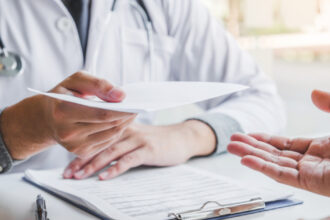 revine taxa pe boala pentru concediile medicale noi masuri pentru cresterea veniturilor la casa de asigurari de sanatate 685947051b652