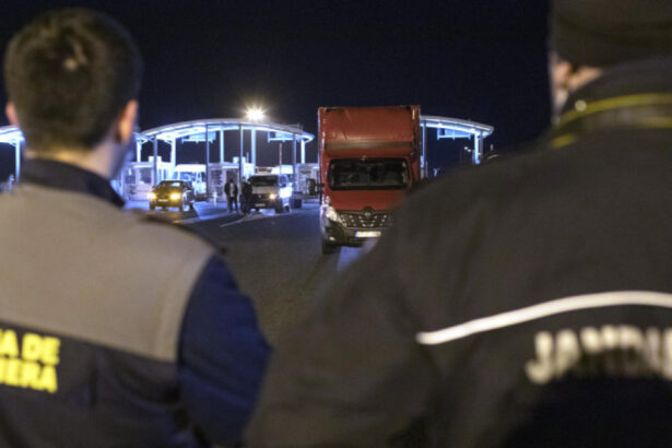 roman condamnat la inchisoare in ungaria pentru trafic de persoane cati migranti a introdus ilegal in tara vecina 684837255804f