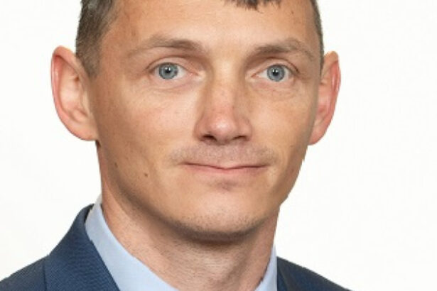 senatorul pot care si a falsificat cv ul si are doua dosare penale paul ciprian pintea a trecut la psd 6840947365110