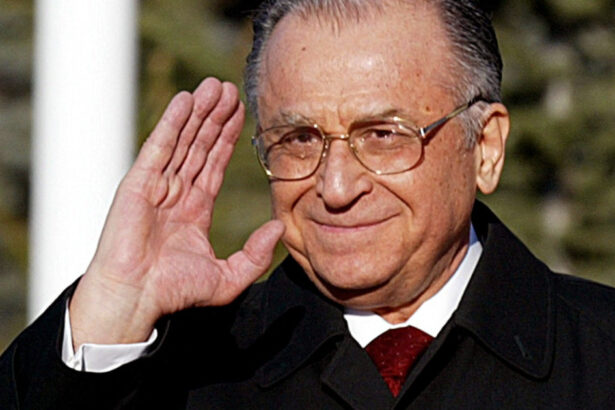 starea de sanatate a lui ion iliescu este spre ameliorare usoara anunta spitalul prof dr agrippa ionescu 6853cf765de60