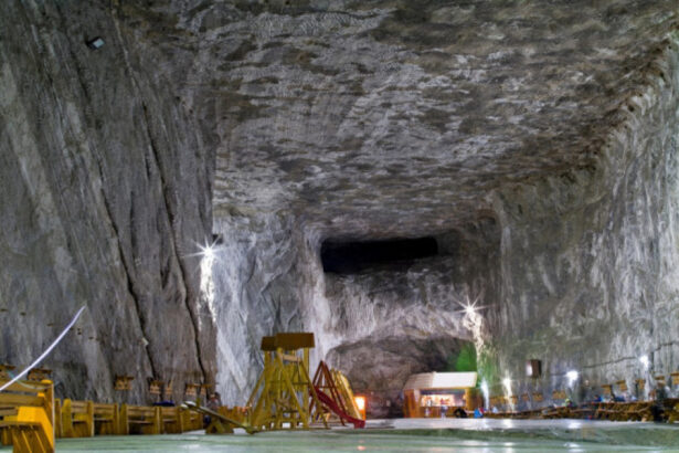 statii seismice instalate in zona salinei praid pentru a inregistra vibratiile cauzate de eventuale prabusiri 6840770700708