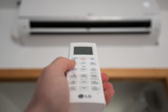 tara care vrea sa limiteze temperatura aerului conditionat sunt vizate si aparatele din case si cele din masini 684a5ee424fbc
