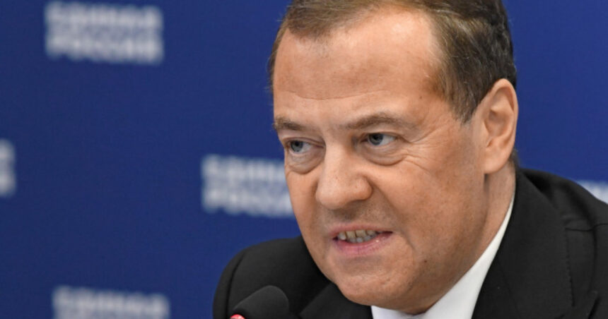 tot ce trebuie distrus va fi distrus dmitri medvedev avertizeaza ca rusia urmareste victoria nu compromisul in negocieri cu ucraina 683edf1ba99c3