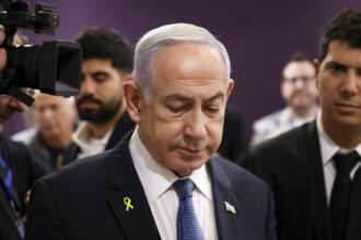trump nu va tolera continuarea procesului de coruptie vizandu l pe netanyahu cheltuim miliarde anual pentru a proteja israelul 6860ced88c2ef