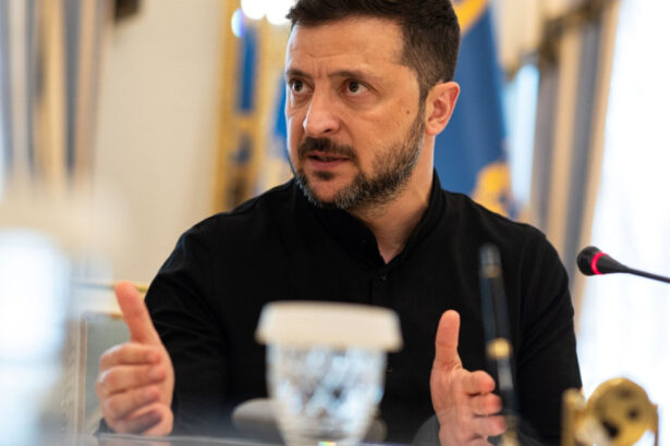 ucrainenii condamnati pentru tradare sabotaj sau colaborationism vor avea pensii de 60 de dolari 68429c89ebd31