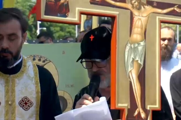 video becali recunoaste ca a incalcat interdictia patriarhului daniel a cantat inima gestul facut dupa marsul pride 6845aded926db