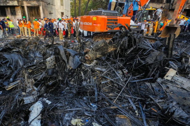 video experti britanici si americani participa la ancheta tragediei aviatice din india reuniune cobra de urgenta nationala in marea britanie 684b38d8c541c