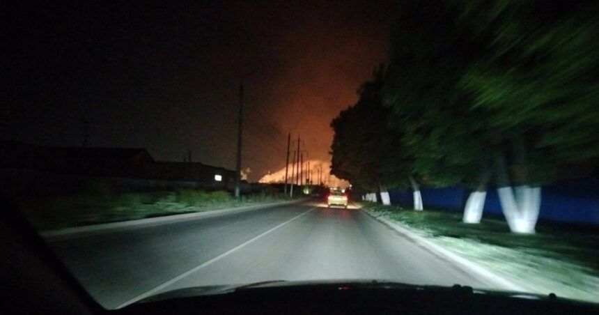 video o fabrica de azot aflata la 200 de kilometri sud de moscova in flacari dupa un atac cu drona al ucrainei 68456059ef5af