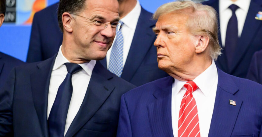 video taticul a ajuns acasa mesajul publicat de casa alba dupa revenirea lui trump de la summitul nato 685d3d20e7142
