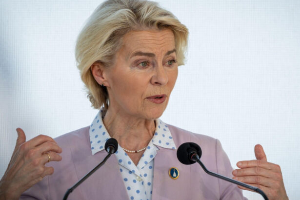 video ursula von der leyen cere ungariei sa permita marsul lgbtq de la budapesta voi fi intotdeauna aliata voastra 685cffeb66124