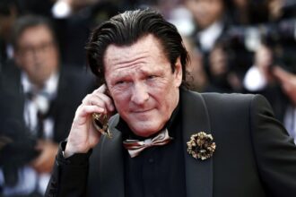 actorul michael madsen a murit la 67 de ani vedeta din kill bill a fost gasit fara suflare in casa sa din malibu 6866f8c3b7c3e