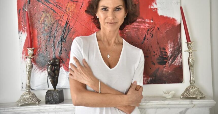 adevaratul motiv pentru care ramona badescu s a mutat in italia acum 35 de ani putini stiu ca a fost consiliera primarului romei am primit amenintari cu moartea 68678beb566f4