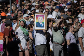 analiza viktor orban si lupta pentru sufletul ungariei norii negri de pe cerul premierului maghiar prevestiti de curcubeul budapest pride 6875d3ced0eaa