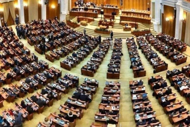 aur va depune un proiect in parlament prin care ajutorul romaniei pentru republica moldova sa fie inlocuit cu un fond de investitii 68876c449e4ba