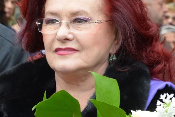 ce secret a avut stela popescu pentru un par de invidiat chinul indurat de regretata actrita pentru frumusetea podoabei sale capilare 686cc566a2b52