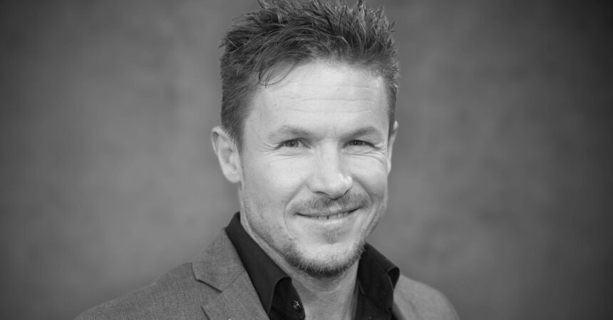 detaliul observat de medicul care a incercat sa l salveze pe felix baumgartner asta am banuit si eu 6883998969005