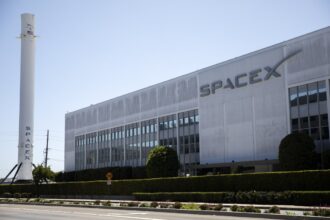 former spacex manager alleges harassment retaliation and security violations in lawsuit 6865673c7fcc2