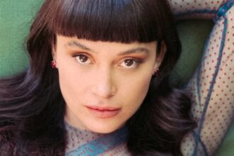 imagini de colectie cu irina rimes la 20 ani cum arata artista pe vremea cand nu era atat de cunoscuta 6876b547d377e