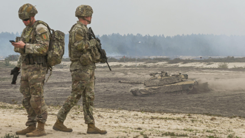 linia de aparare de pe flancul estic al nato general american putem opri un atac in masa cu 22 de divizii ale rusiei in acest moment 687b31254910e