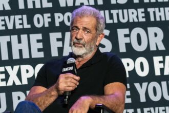 mel gibson a ajuns la muntele athos vesti bune pentru fanii lui pelerinajul ar putea avea legatura cu 6863db130fec8