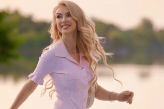 mesajul andreei balan dupa concertul lui jennifer lopez din piata constitutiei in romania doar eu si doi trei artisti depunem acest efort 6889d5c223105