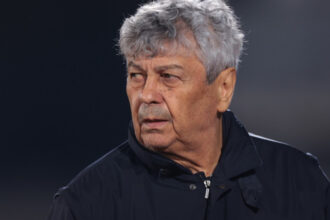 mircea lucescu antrenorul nationalei de fotbal implineste astazi 80 de ani 6888e2bda7ccb