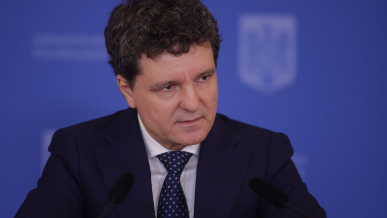nicusor dan catre copiii din diaspora statul roman trebuie sa aiba grija de toti romanii se intampla asta in practica nu prea 6887ba3b2e691