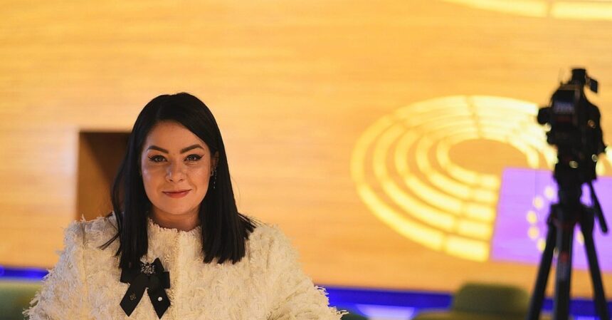 oana tache a dat vestea ce surpriza a pregatit va fi cea mai tare vara 686bc0e53321c