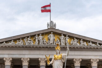 scandal diplomatic urias in austria un ambasador de top si a dat demisia pentru ca administra un blog sadomasochist 6889dbcd94e98