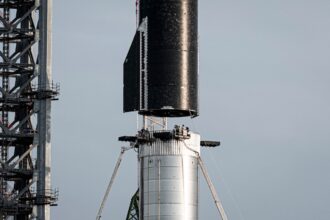 starbase injury rates outpace rivals as spacex chases its mars moonshot 687a77cab92b6