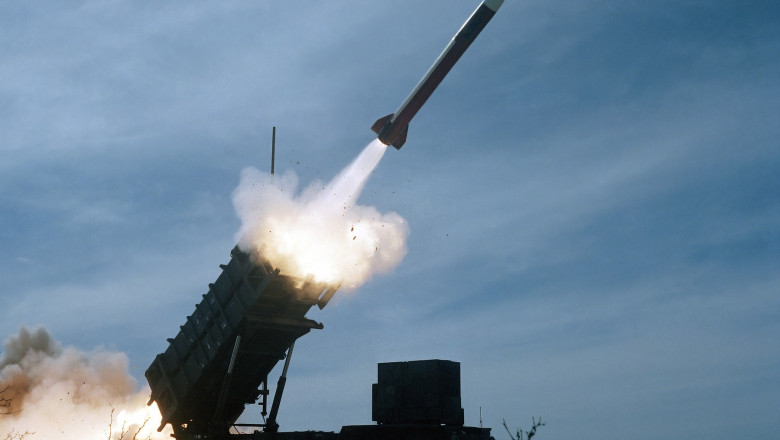 trump anunta ca va trimite mai multe arme ucrainei 686caf2491a0d