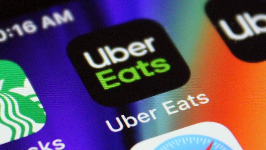 uber eats now lets merchants message customers about their orders 688b4d382f489