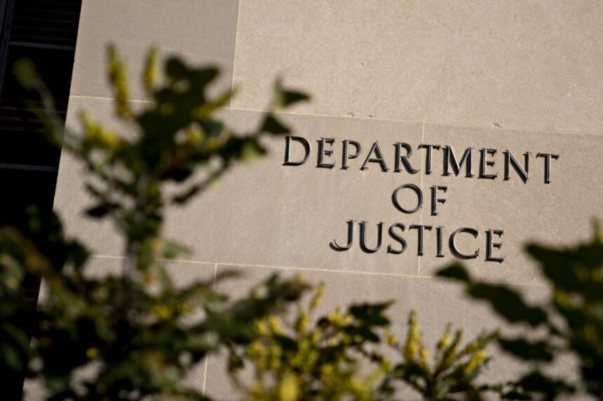us army soldier pleads guilty to hacking telcos and extortion 6876cb68c1810
