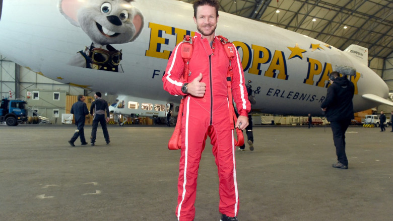 video anchetatorii nu exclud nicio ipoteza in cazul mortii lui felix baumgartner prabusit cu parapanta in italia variantele luate in calcul 687a2dee849c0