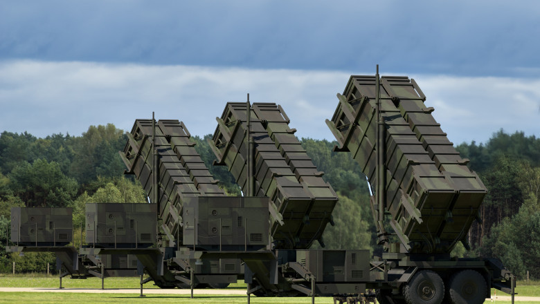 video oficial nato sistemele patriot vor fi transferate kievului cat mai rapid posibil unele rachete sunt in drum spre ucraina 6878f3caeac56