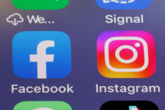 zuckerberg ai increased the time spent on facebook and instagram in q2 688a8e3e86e16