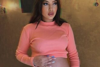 bucurie mare in showbiz larisa udila a dezvaluit sexul celui de al doilea copil au sarit in sus de bucurie video 68a1d67573092