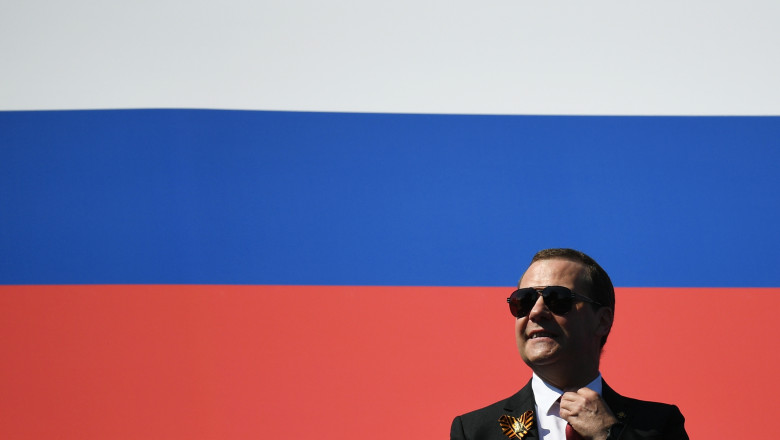 calatoria lui dmitri medvedev de la politician reformator la una dintre cele mai violente voci de la kremlin 688dff1e42b73