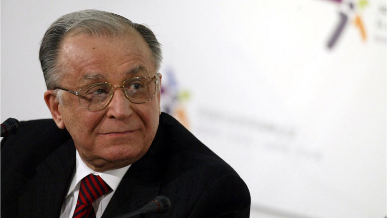 cele mai importante momente din viata si cariera politica a lui ion iliescu primul presedinte al romaniei dupa caderea comunismului 689220d06ed48